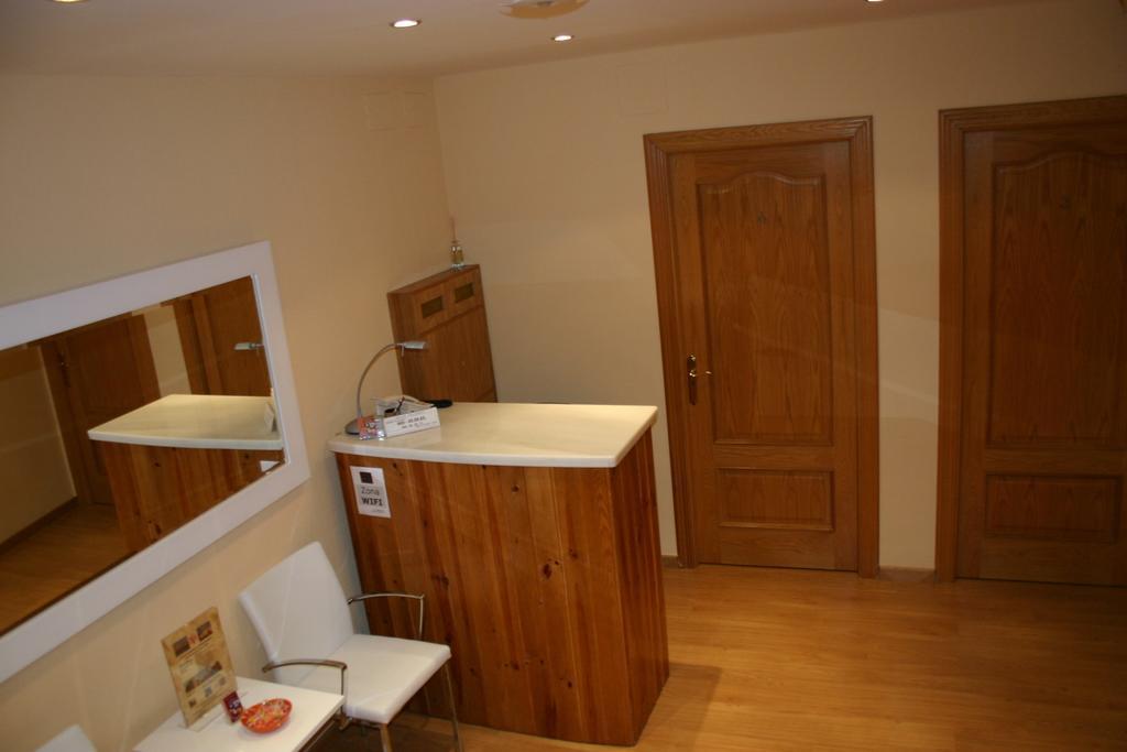 סלאמנקה Hostal Hispanico I מראה חיצוני תמונה