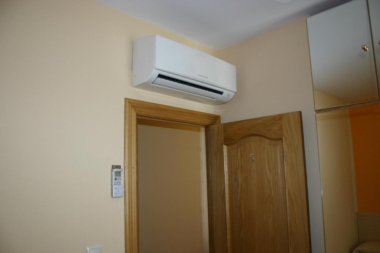 סלאמנקה Hostal Hispanico I מראה חיצוני תמונה