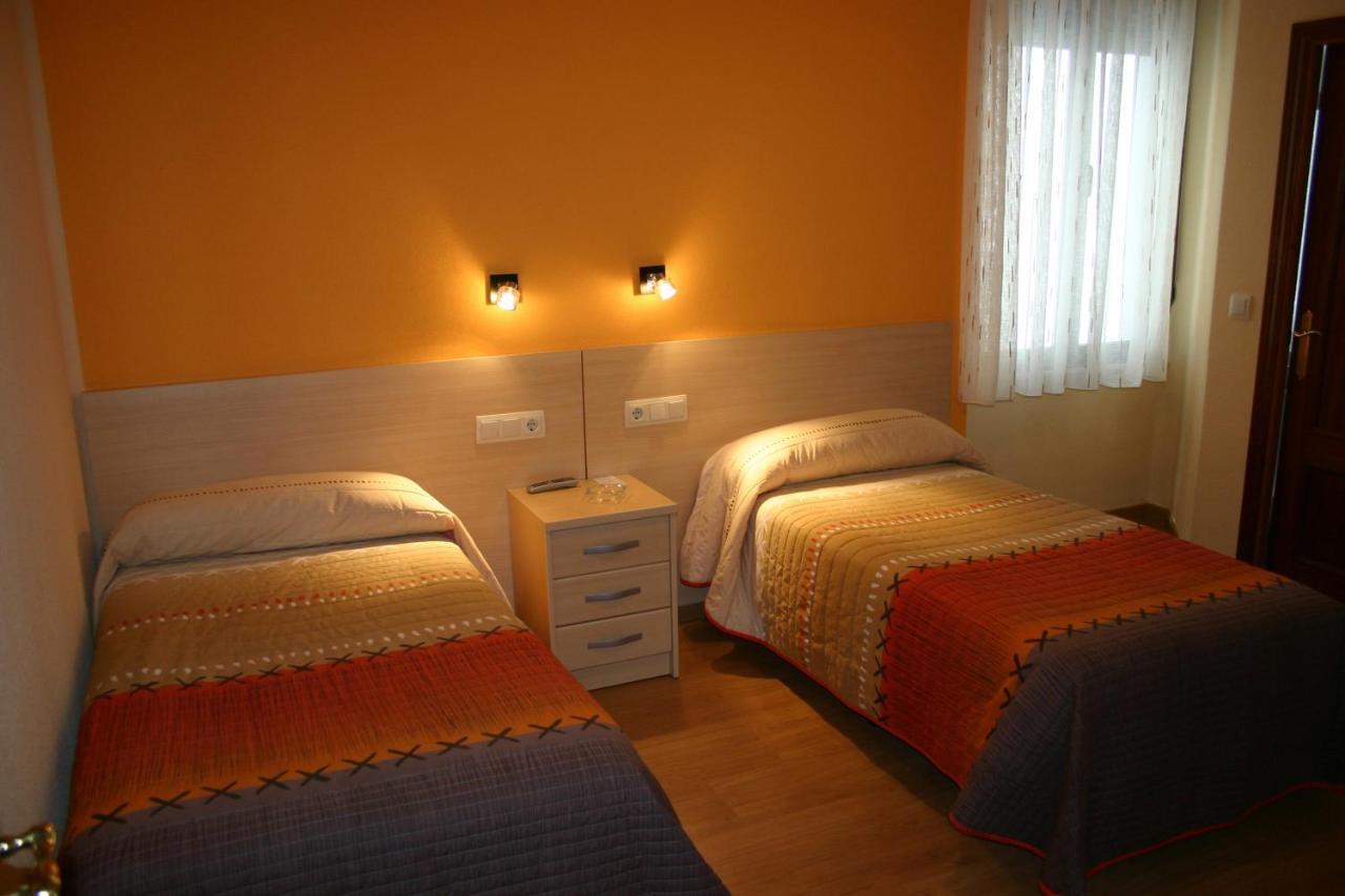 סלאמנקה Hostal Hispanico I מראה חיצוני תמונה